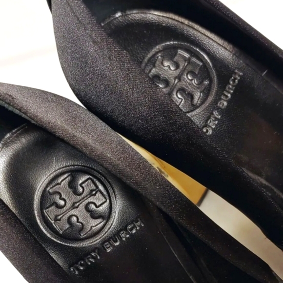 TORY BURCH Black Satin Round Toe/Gold Rhinestoned Block Hi-Heel Women's Size 7M - Picture 7 of 12